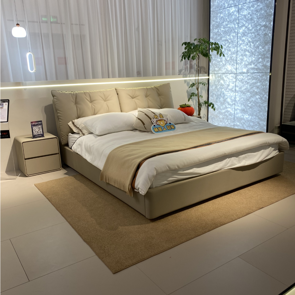 Top-Grain Leather Bed JUXL016