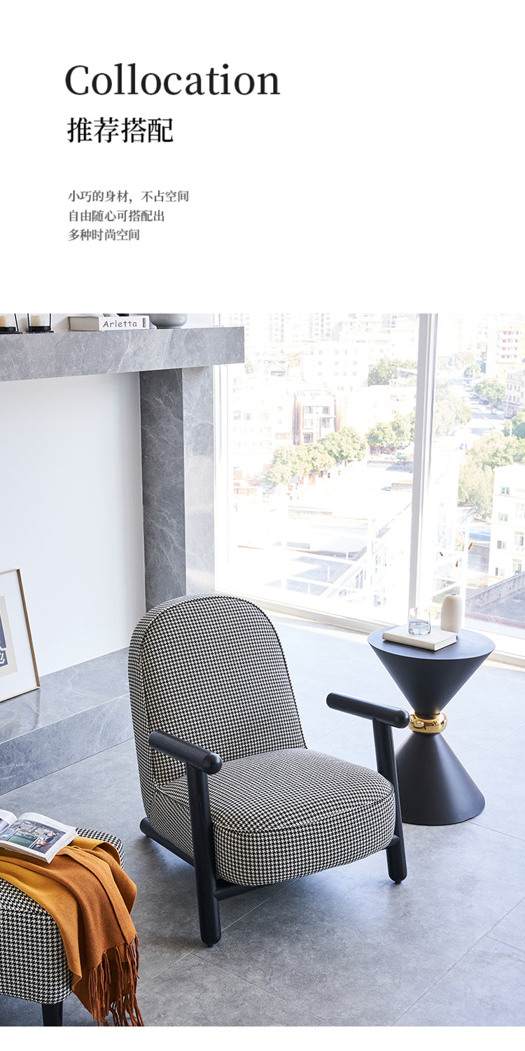 Luxury Living Room Vantage Armchair