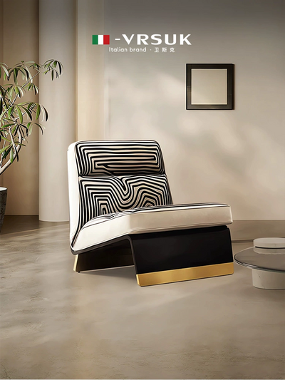 Brillen Labyrinth Lounge Chair Featuring a Black and White Maze Pattern on Leather Upholstery