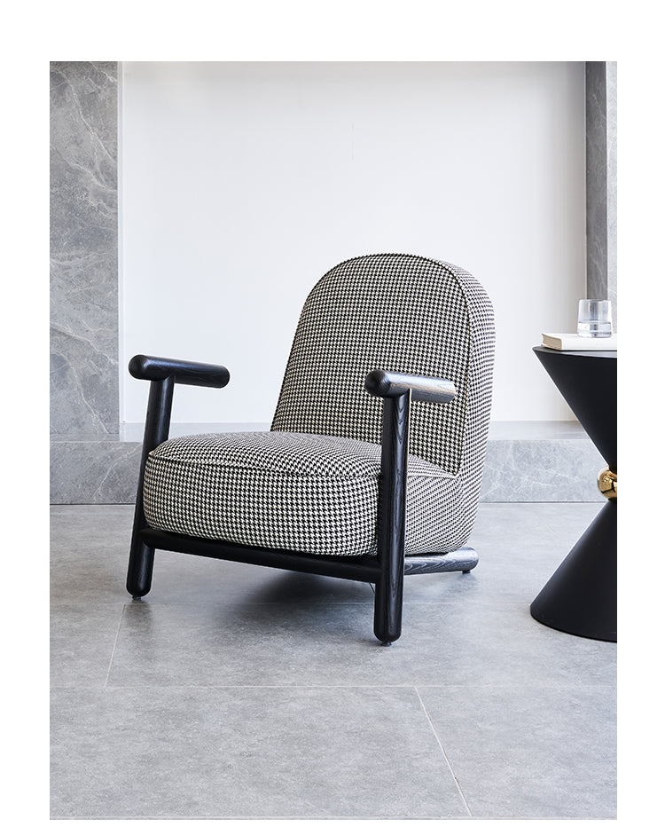 Luxury Living Room Vantage Armchair